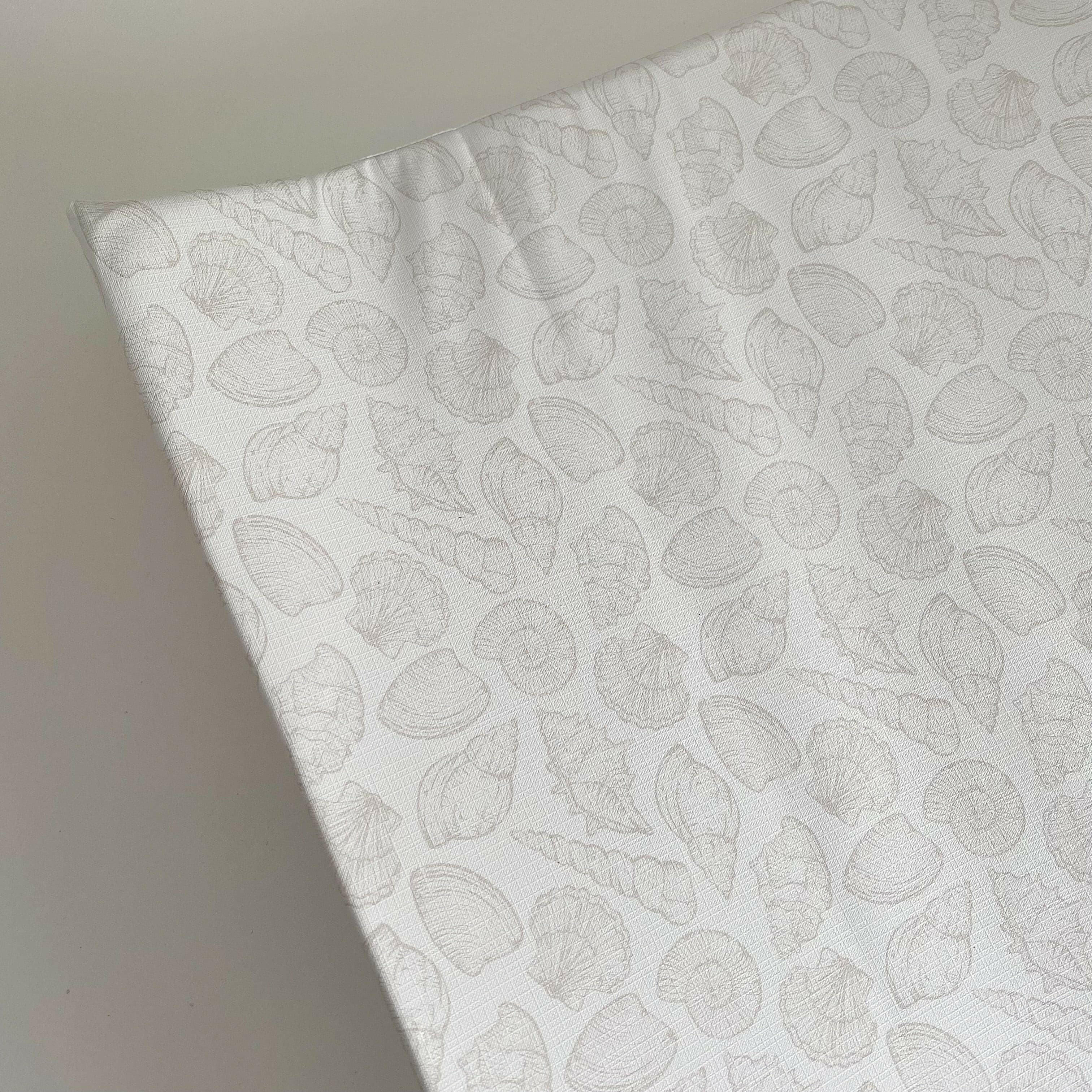 Anti-Roll Wedge Changing Mat - Delicate seashell print